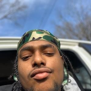 Meet your Posher, Corie